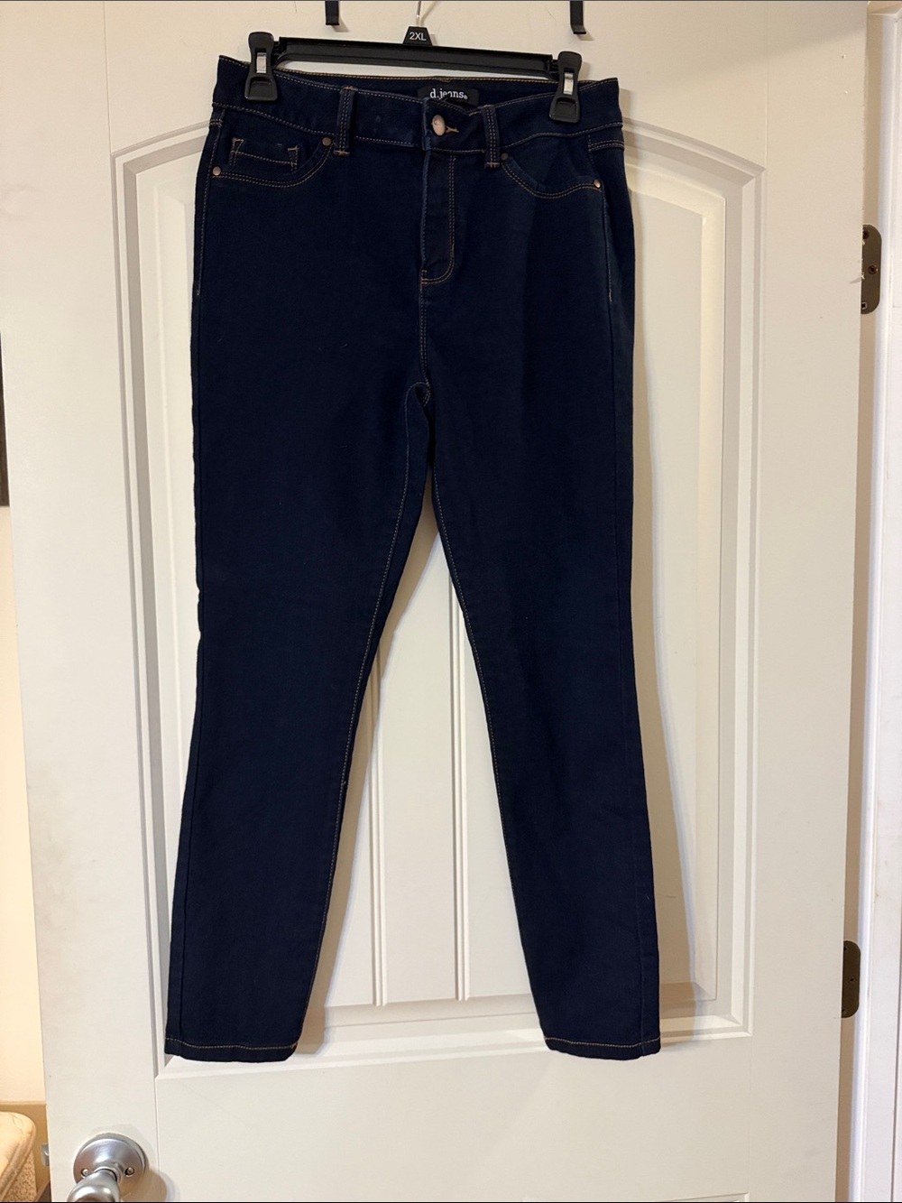 D.Jeans